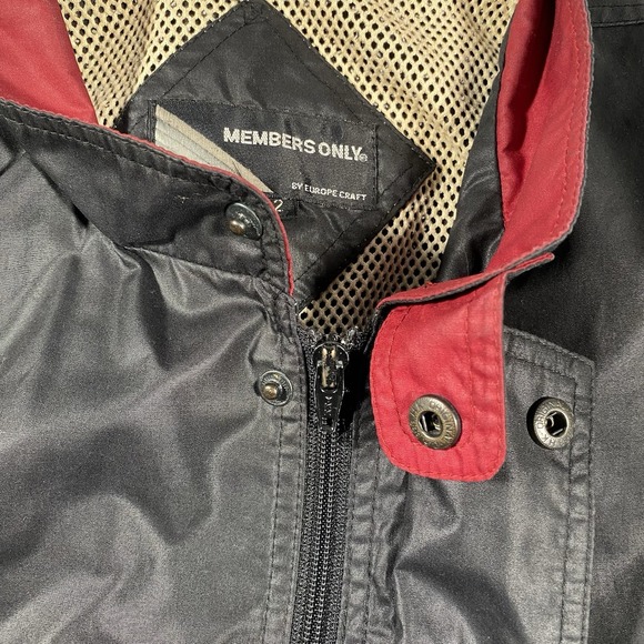 Black Jacket - Picture 7 of 11